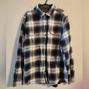 Woolrich Men’s button up plaid flannel shirt size large